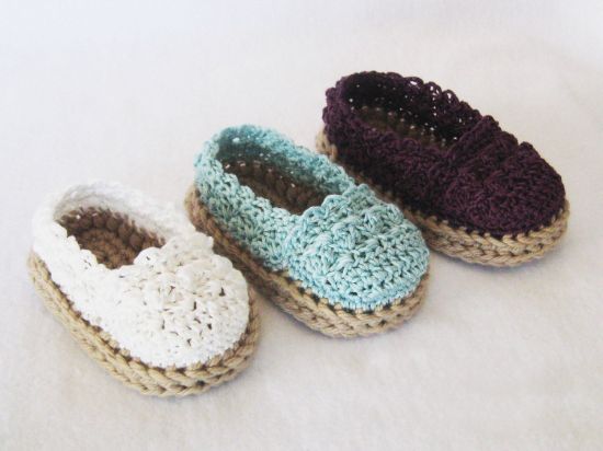 Picture of CROCHET PATTERN - Baby Girl Espadrille Shoes - booties slippers baby shoes PDF Instant Download